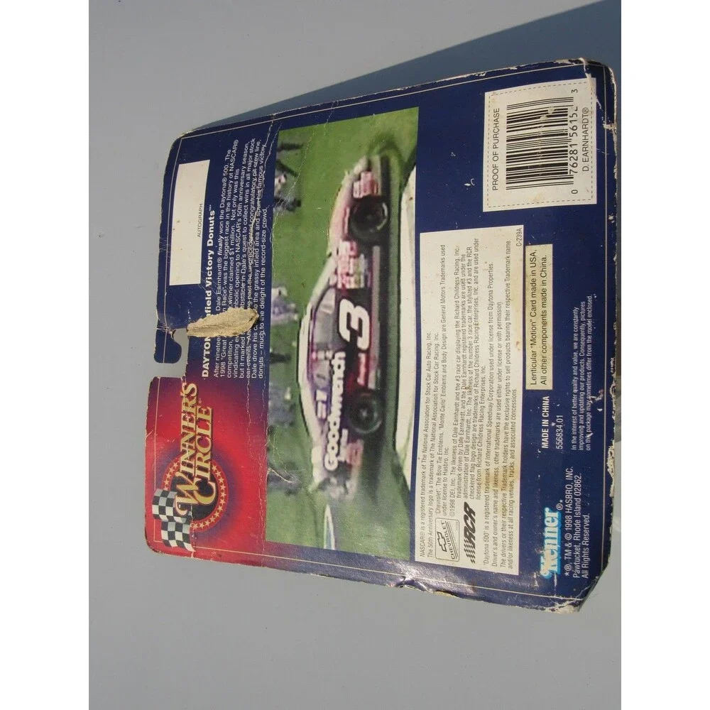 Dale Earnhardt #3 Goodwrench Winner's Circle Daytona 500 Victory Donuts 1998 NIP